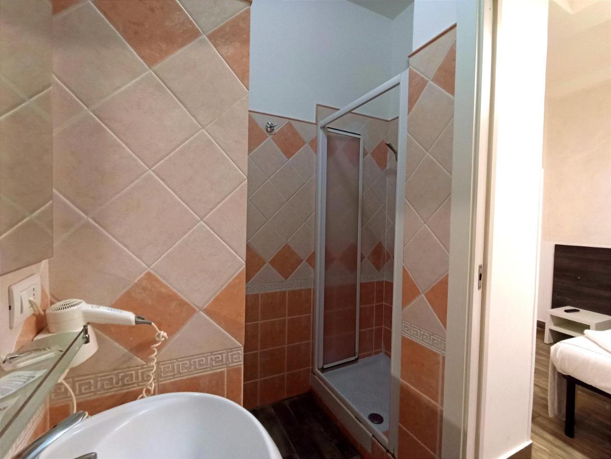 Tiburtina Guesthouse Rome Exterior photo